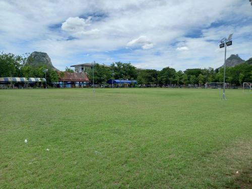โรงเรียนหน้าพระลาน(พิบูลสงเคราะห์)