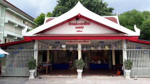 วัดสูง เสาร้องไห้